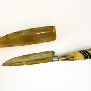 Couteaux et fourreaux — g-4061-B