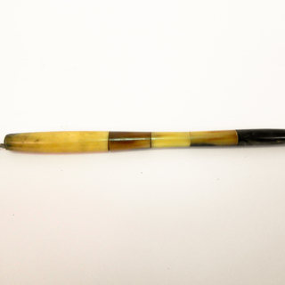 钢笔架 — G-5105