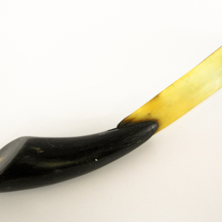 Coupe-papier — g-4046-B