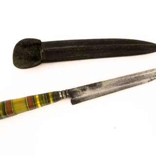 Couteaux et facones — g-4092-C