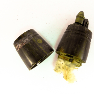 Briquet — g-5042-D